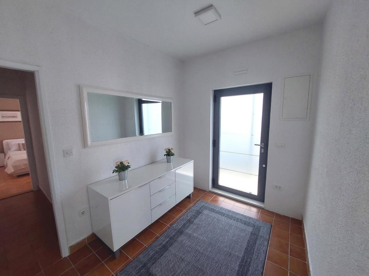 Gulin Apartments Vodice Eksteriør bilde