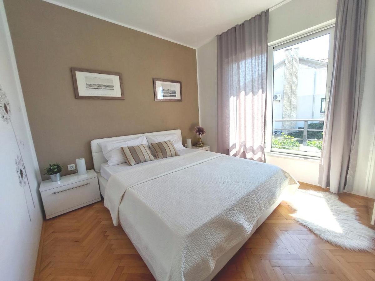 Gulin Apartments Vodice Eksteriør bilde
