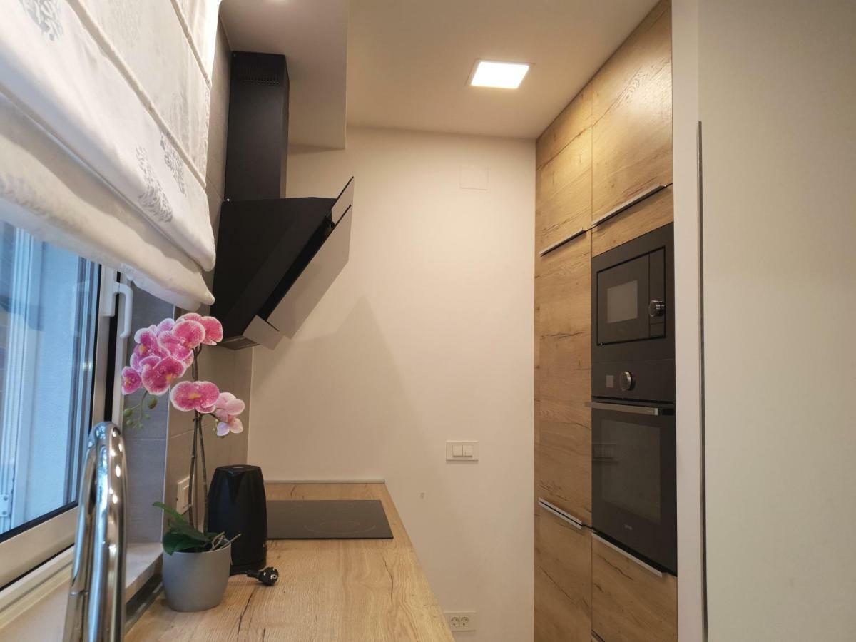 Gulin Apartments Vodice Eksteriør bilde