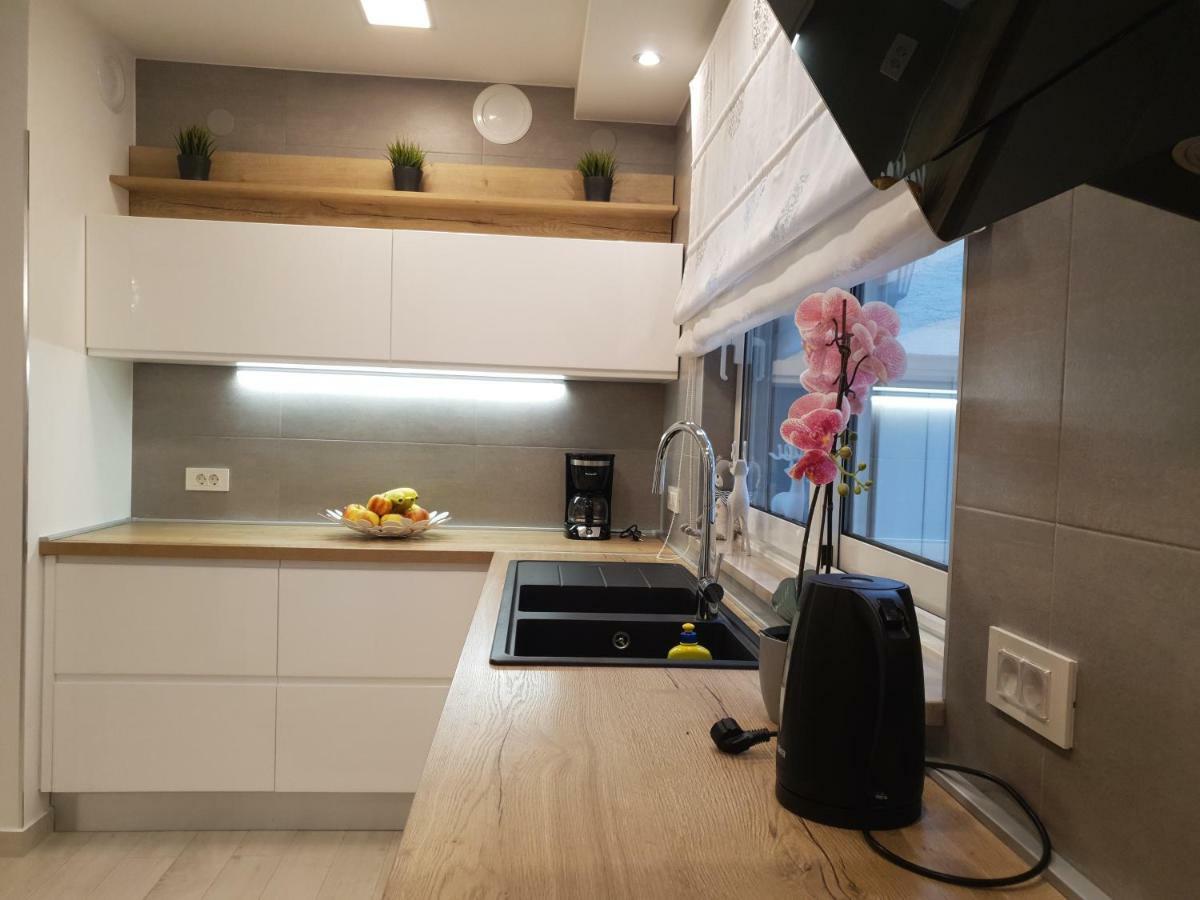 Gulin Apartments Vodice Eksteriør bilde